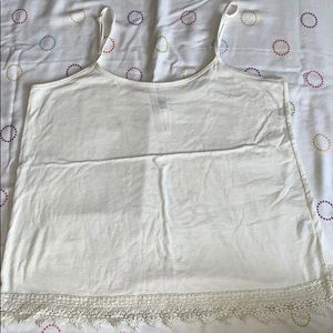 Dressy tank. Border bottom